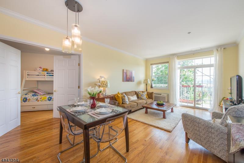 1100 River Rd - Photo 1