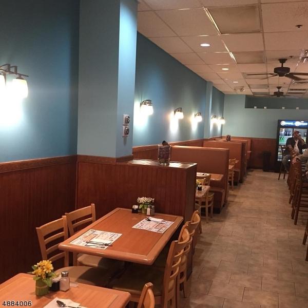 142 Totowa Rd - Photo 1