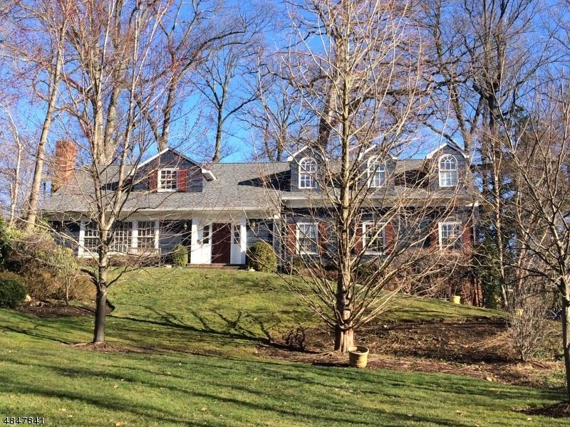 37 Hillside Ave - Photo 1