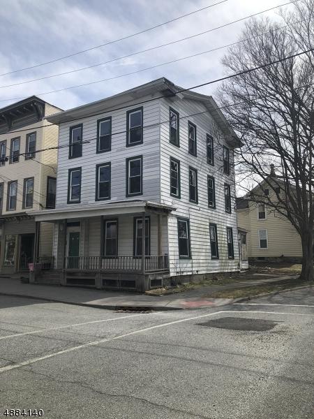 302 Front St - Photo 1