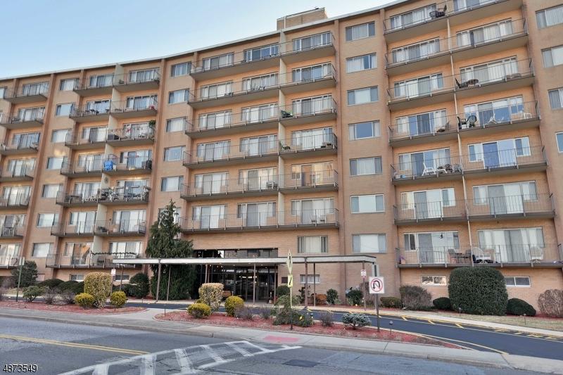 265 Main St - Photo 1