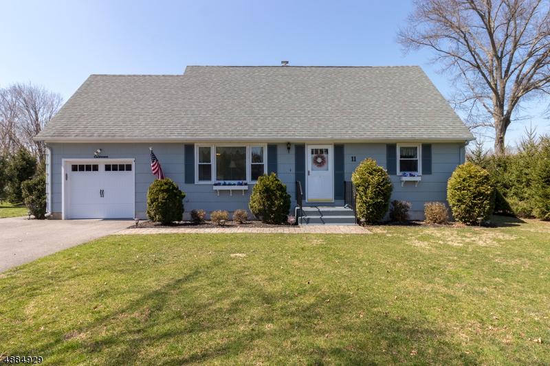 11 Red Oak Way - Photo 1
