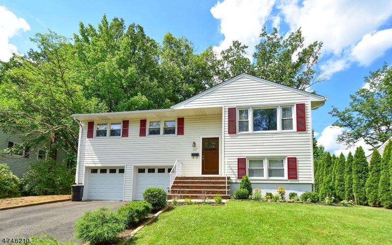 437 La Grande Ave - Photo 1