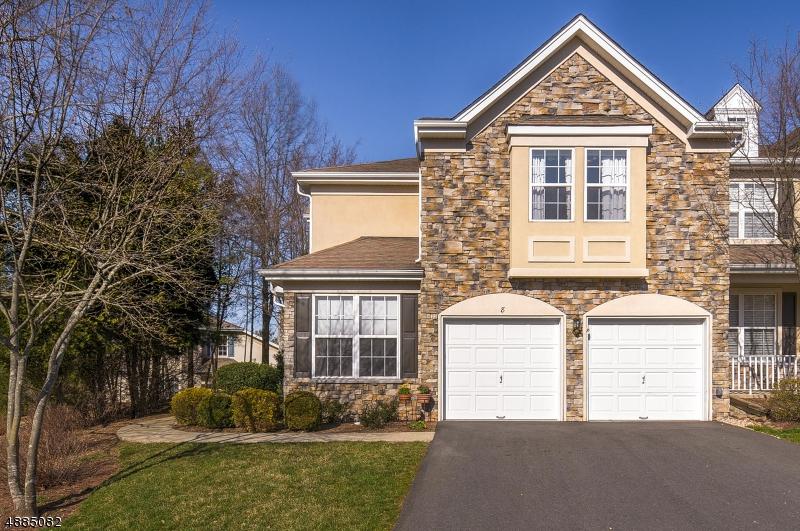 8 Ebersohl Cir - Photo 1