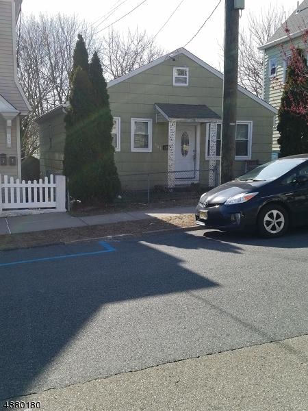 183 Cambridge Ave - Photo 1