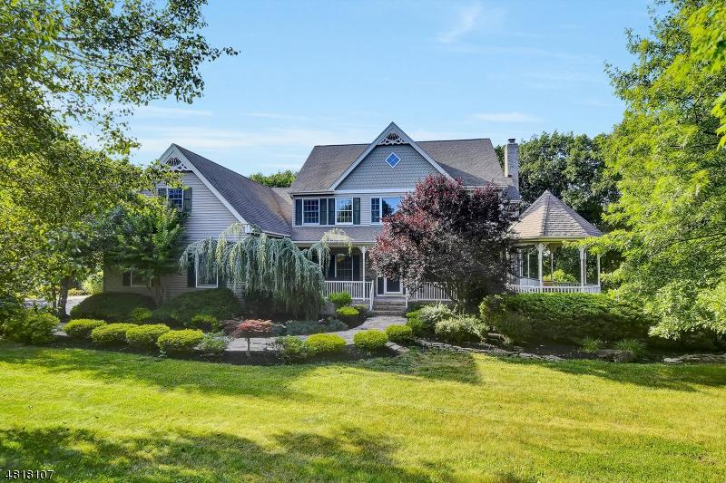 28 Horseshoe Dr - Photo 1