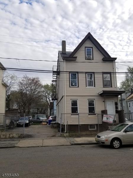 124 E Holsman St - Photo 1