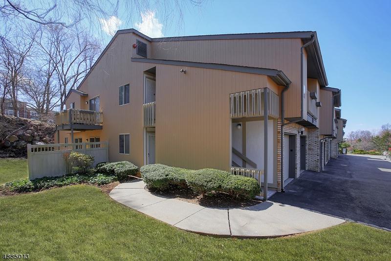 21 Karam Cir - Photo 1