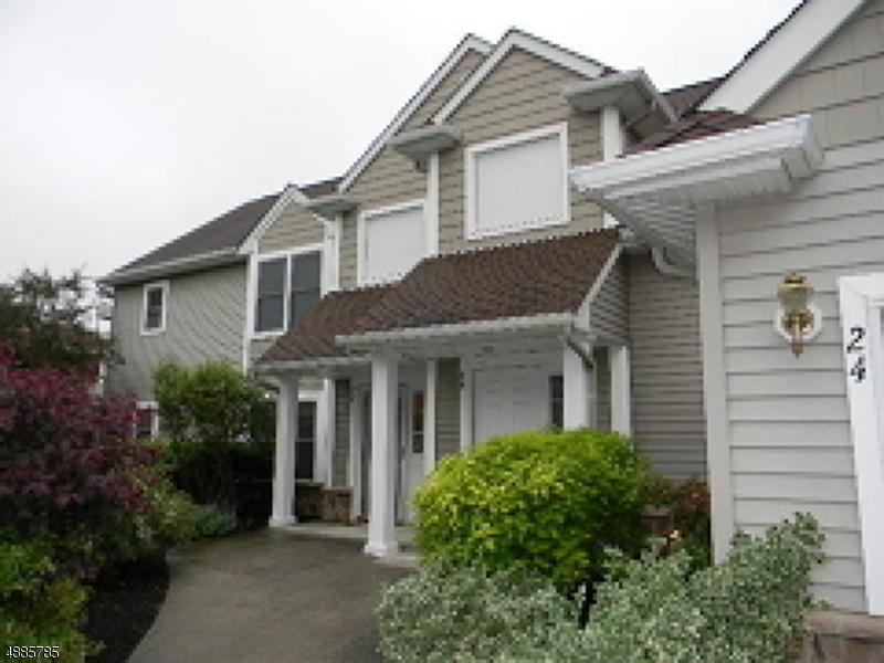 22 Bourne Cir - Photo 1