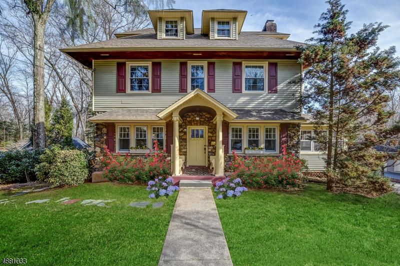 8 Woodland Ave - Photo 1