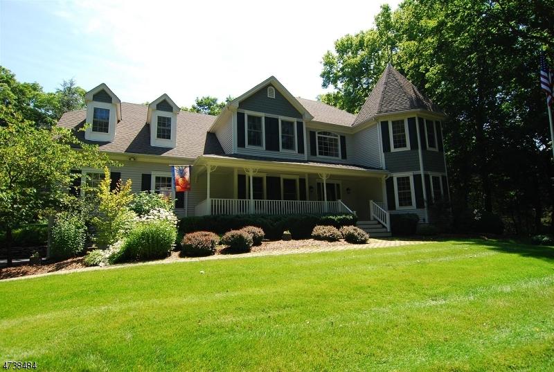7 Edge Hill Rd - Photo 1