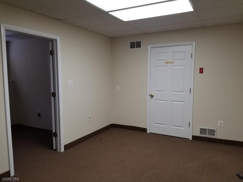 117 Lakeside Blvd - Photo 1