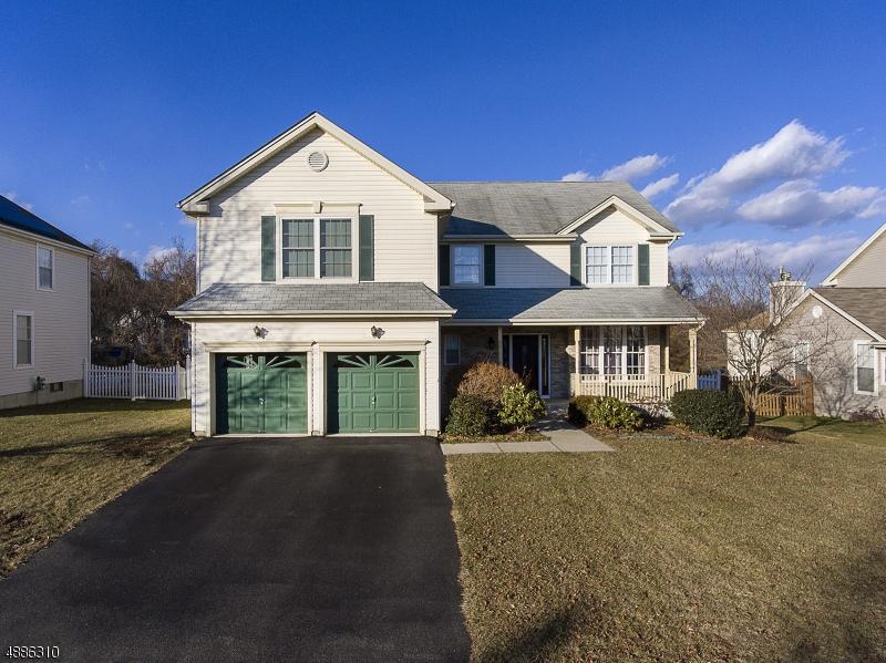 6 Grant Way - Photo 1