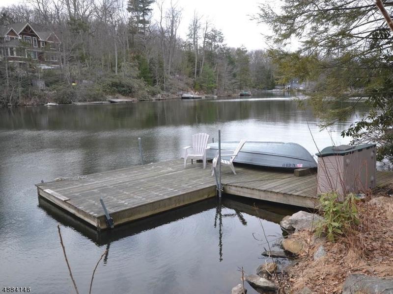 2026 Lakeside Drive West - Photo 1