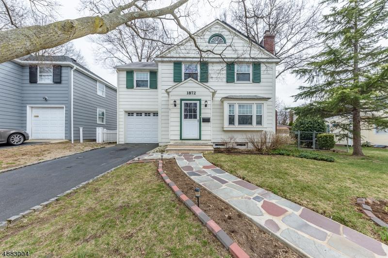1872 Portsmouth Way - Photo 1