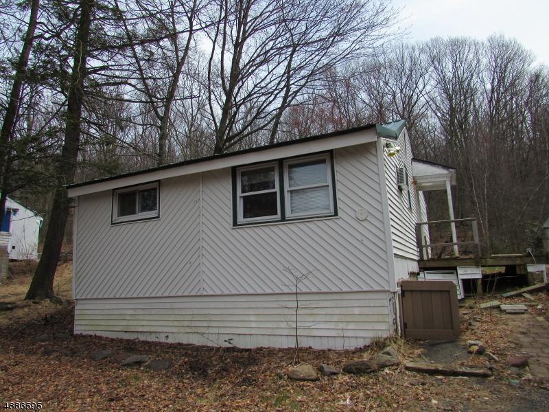 216 Lakeshore Dr - Photo 1