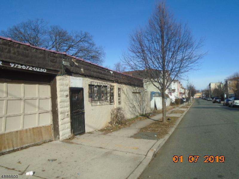 53 Princeton St - Photo 1