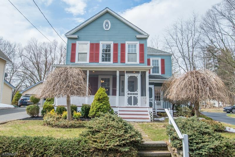 126 Lake Ave - Photo 1