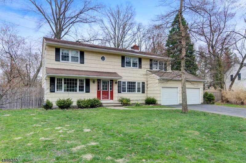 9 Heritage Dr - Photo 1