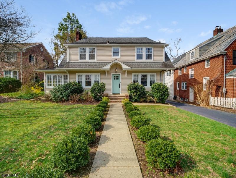 73 Washington Ave - Photo 1