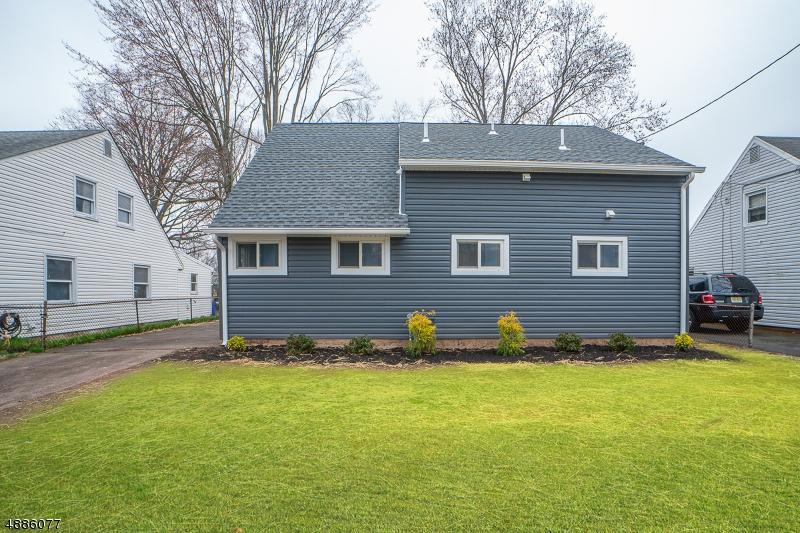 967 Richard Blvd - Photo 1