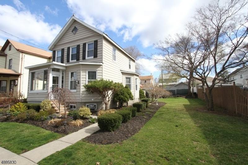 114 Lincoln Ave - Photo 1