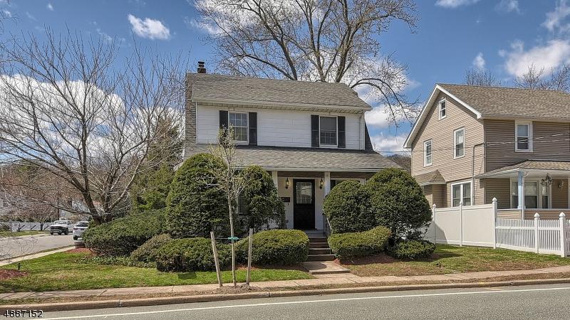 854 Lafayette Ave - Photo 1