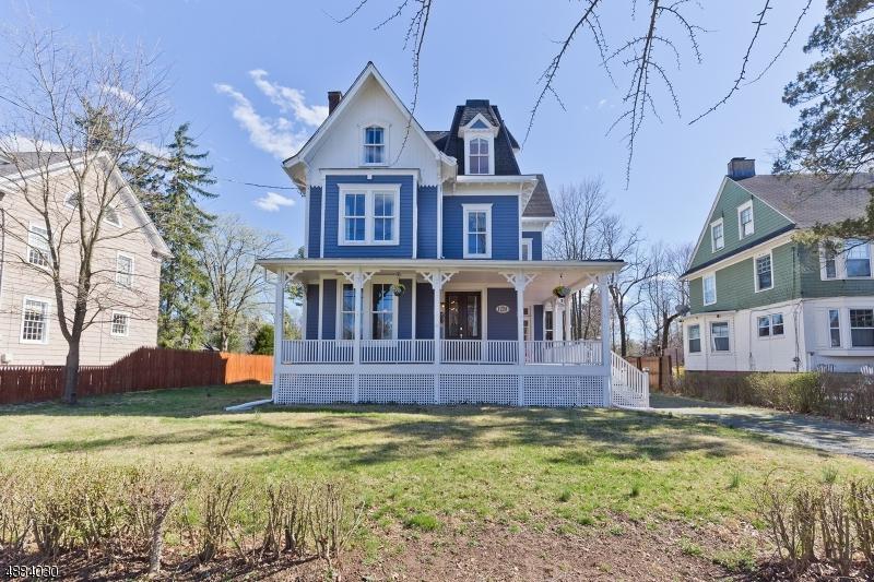 1220 Watchung Ave - Photo 1