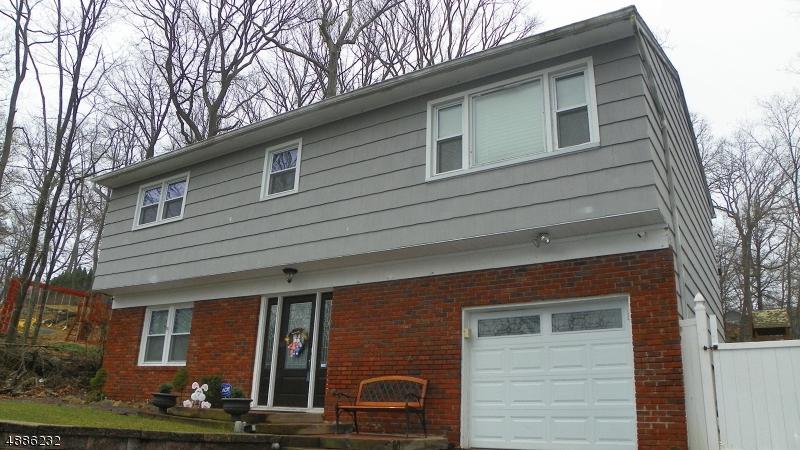 5 Keewadin Ave - Photo 1