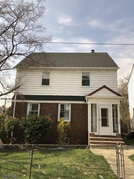 1588 Wyndmoor Ave - Photo 1