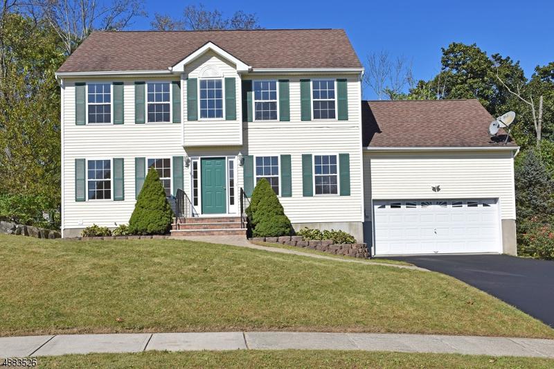 5 Stratford Ln - Photo 1