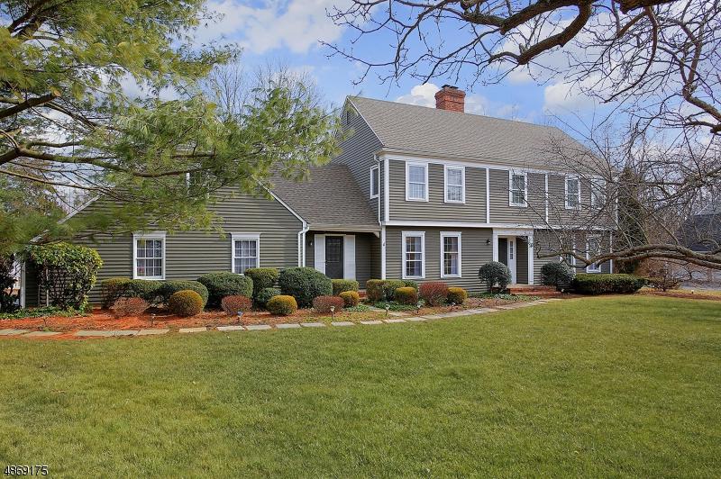 35 Washington Ave - Photo 1