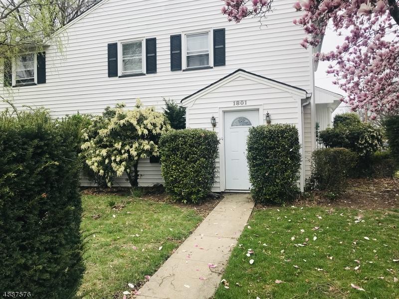 1200 Oakland Ave - Photo 1