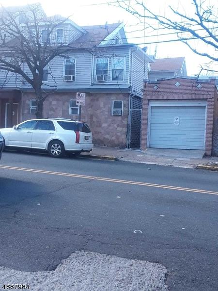 535 Union Ave - Photo 1
