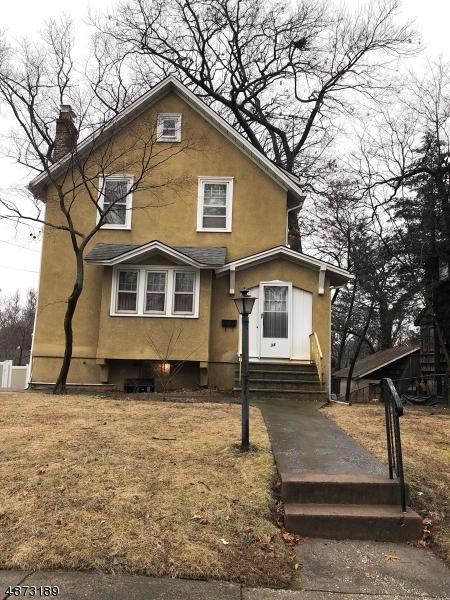 34 Oak Ridge Ave - Photo 1