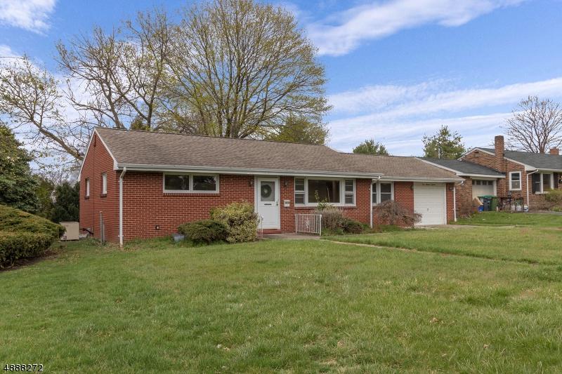 318 Indiana Ave - Photo 1