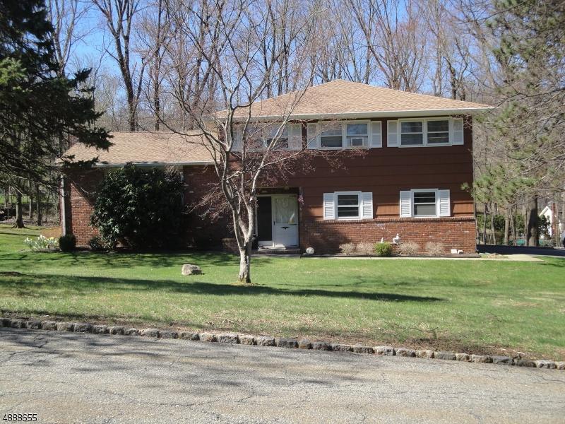 11 Van Dorn Pl - Photo 1