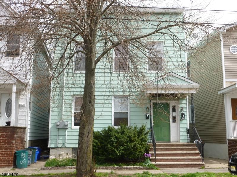 12 Essex St - Photo 1