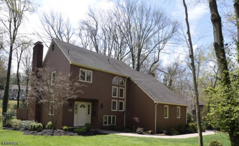 134 Mountain Ave - Photo 1