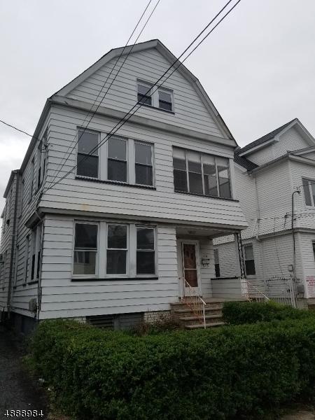 744 Pennington St - Photo 1