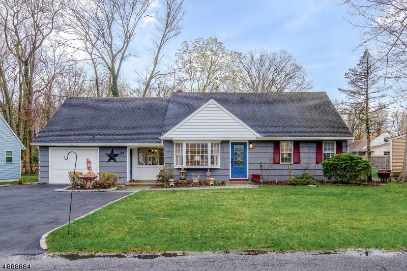 24 Ferndale Rd - Photo 1