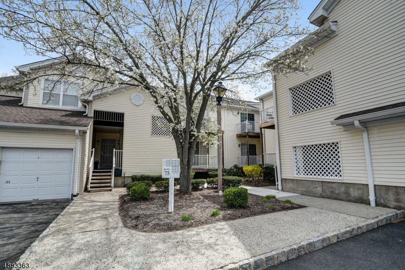 137 Potomac Dr - Photo 1
