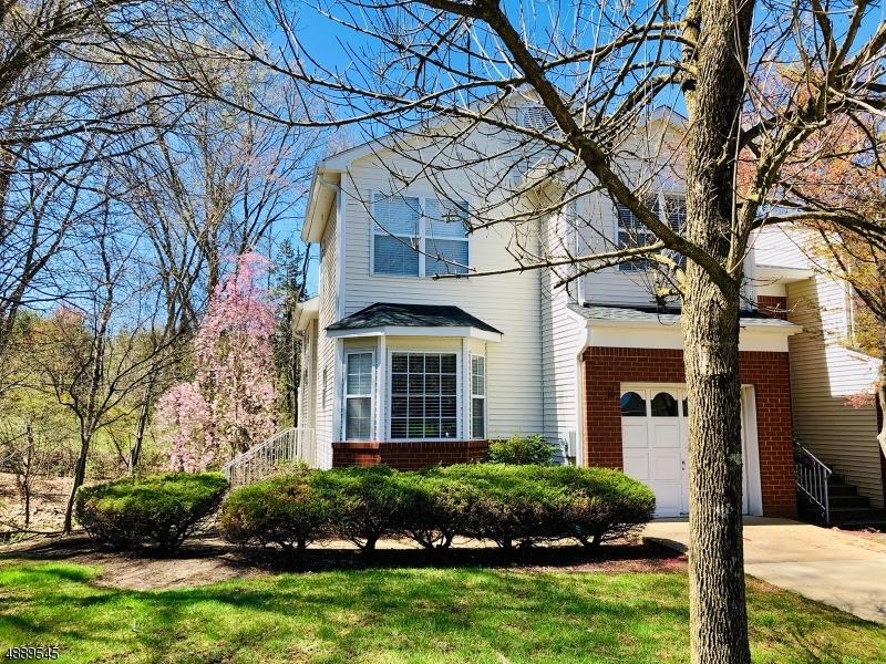 10 Grant Way - Photo 1