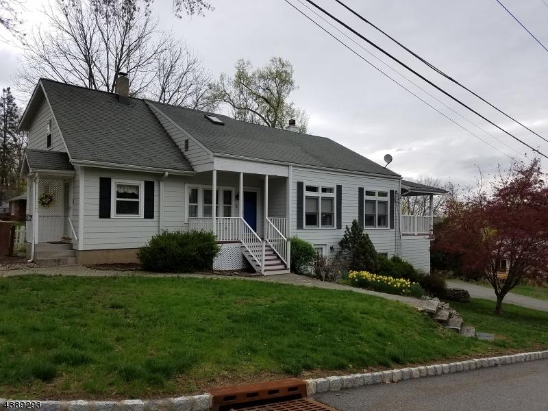 6 Lawndale Ave - Photo 1