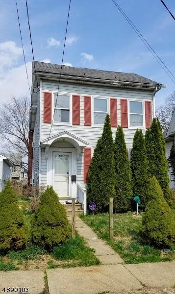 369 Prospect St - Photo 1