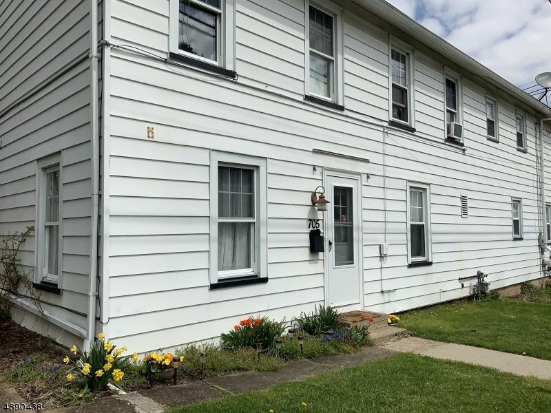 705 South Blvd - Photo 1