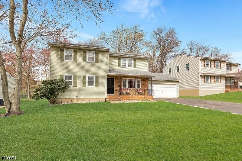 10 Jill Ct - Photo 1
