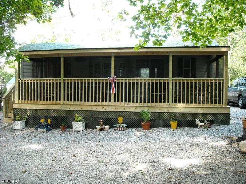 102 Oak Vlg - Photo 1