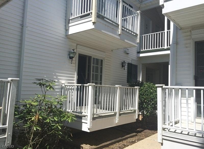 93 Alexandria Way - Photo 1