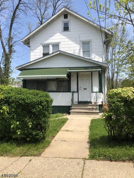 1123 Thompson Ave - Photo 1